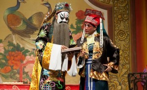 chinese-opera-02-alcuinFlickr-650x400